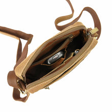 Įkelti vaizdą į galerijos rodinį, Odinė rankinė per petį, šviesiai ruda, Wild 1824 Galanterija