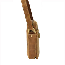 Įkelti vaizdą į galerijos rodinį, Odinė rankinė per petį, šviesiai ruda, Wild 1824 Galanterija
