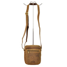 Įkelti vaizdą į galerijos rodinį, Odinė rankinė per petį, šviesiai ruda, Wild 1824 Galanterija