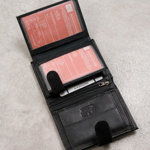 Įkelti vaizdą į galerijos rodinį, Odinė piniginė vyriška, juoda, Wild 7841